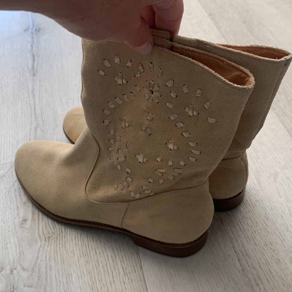 Jack Rogers NWOB Kaitlin Stitch Boot 7.5 tan cream - Picture 10 of 13